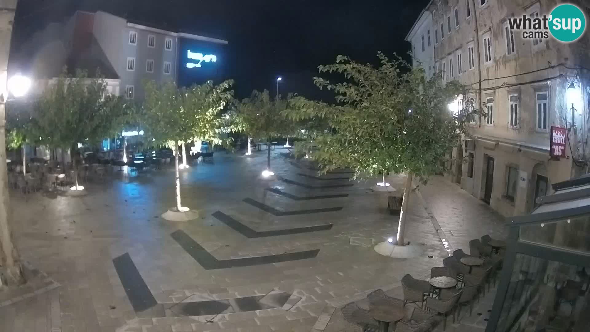 Zentrum der Stadt Senj – Pavlin platz – Live Cam Dalmatia