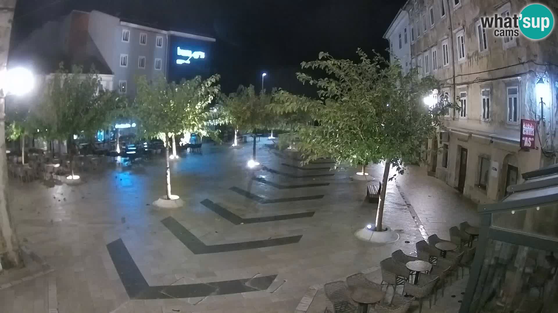 Center mesta Senj – Pavlinski trg – spletne kamere Dalmacija