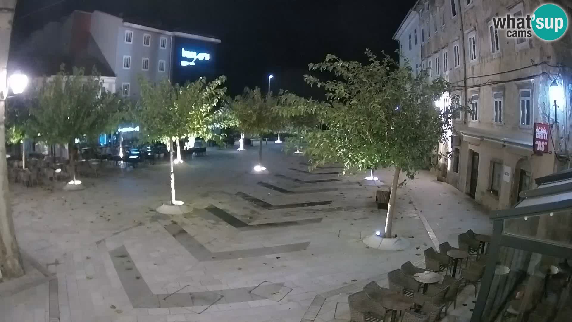 Center mesta Senj – Pavlinski trg – spletne kamere Dalmacija