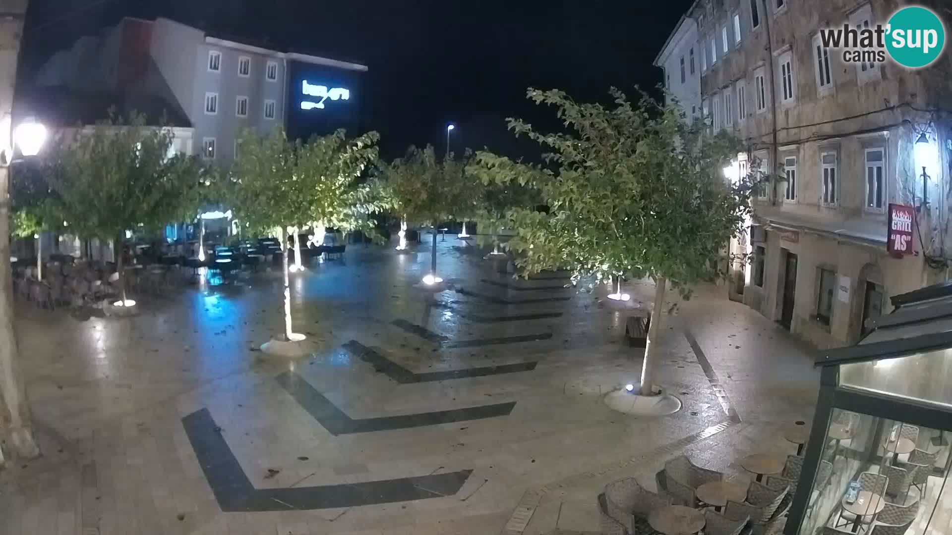 Zentrum der Stadt Senj – Pavlin platz – Live Cam Dalmatia