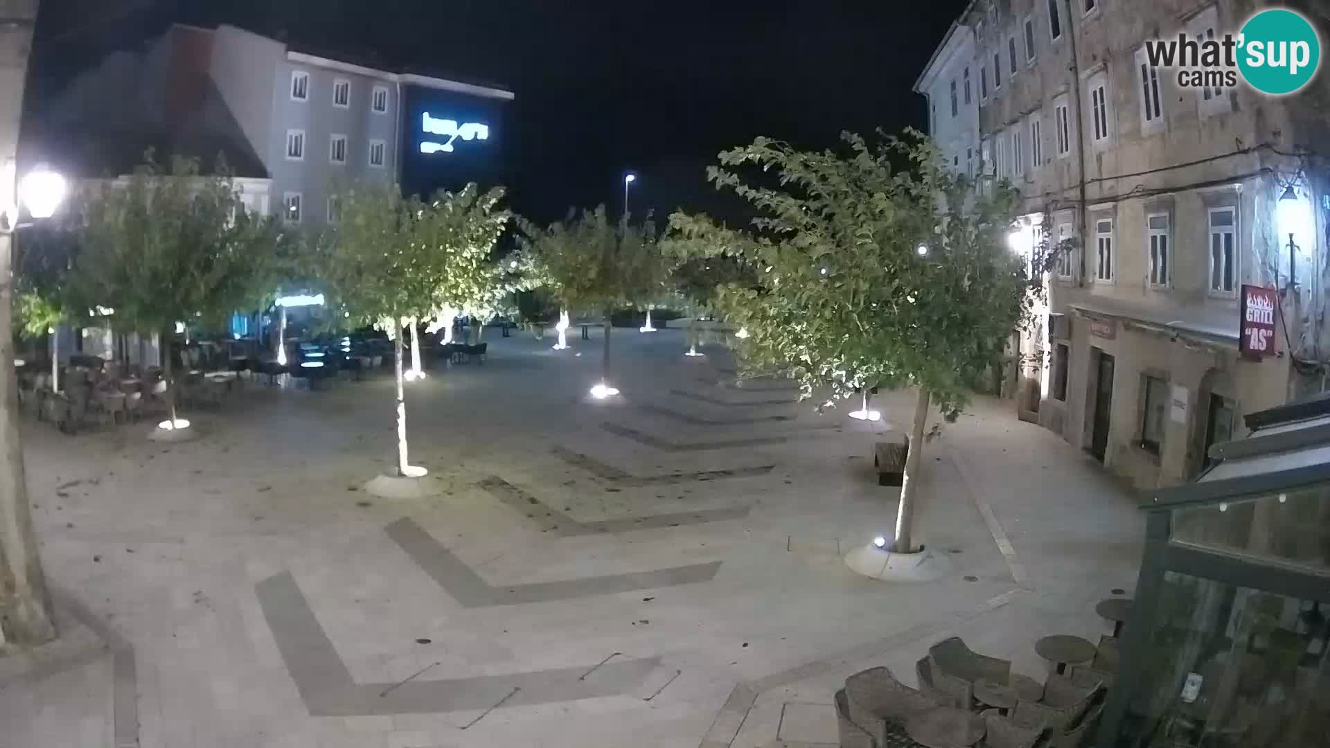 Zentrum der Stadt Senj – Pavlin platz – Live Cam Dalmatia