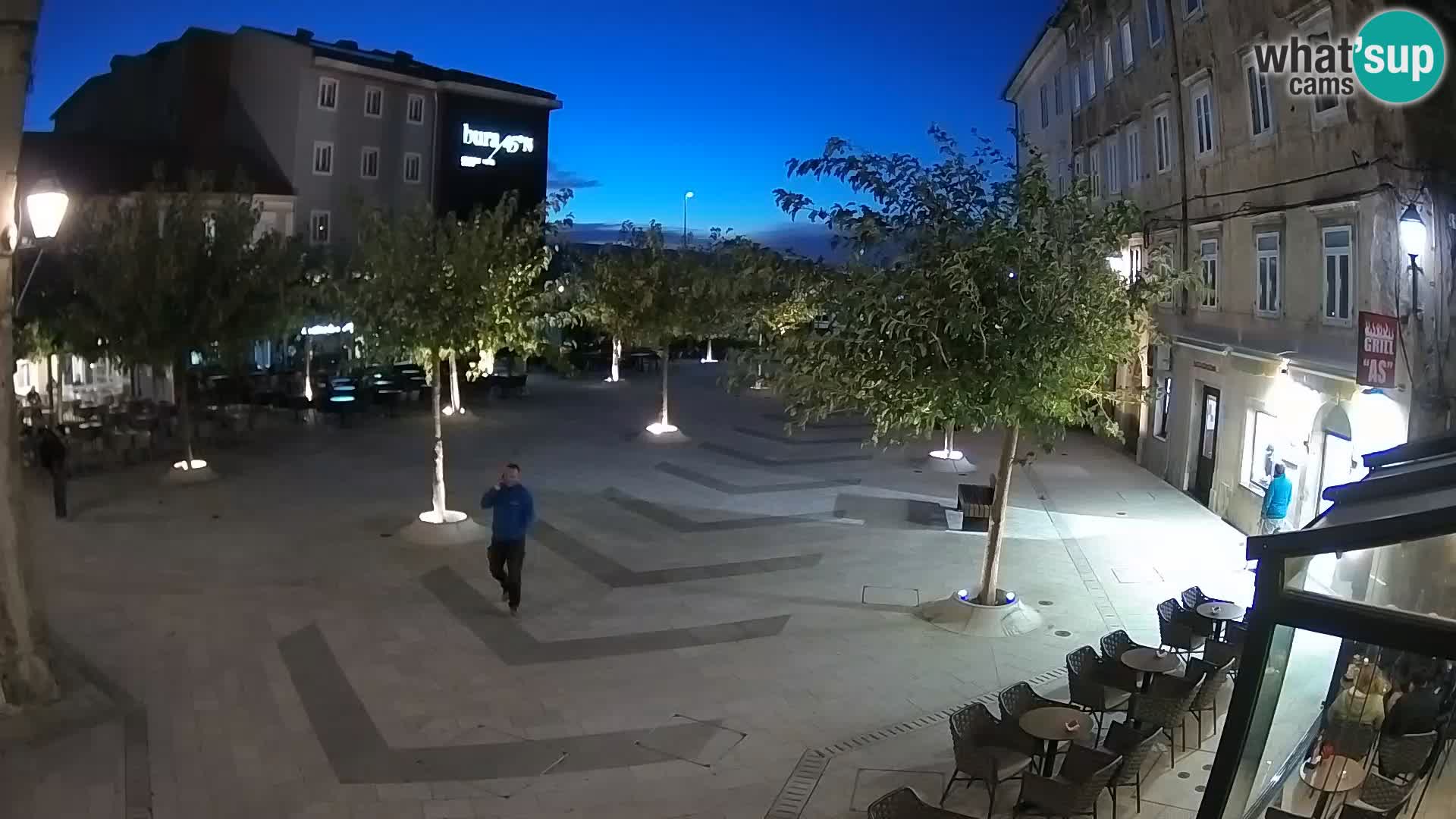 Center mesta Senj – Pavlinski trg – spletne kamere Dalmacija
