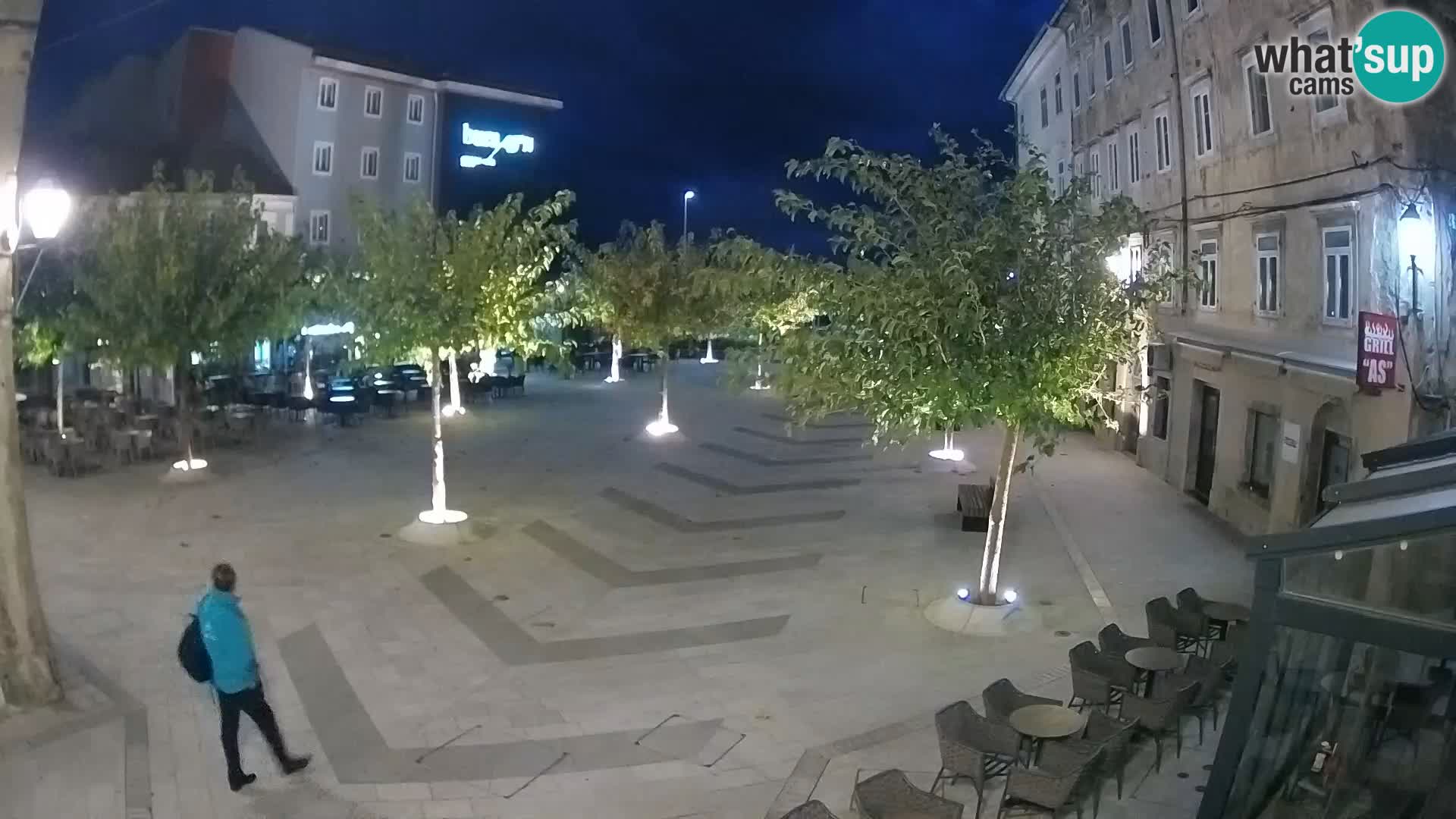 Zentrum der Stadt Senj – Pavlin platz – Live Cam Dalmatia