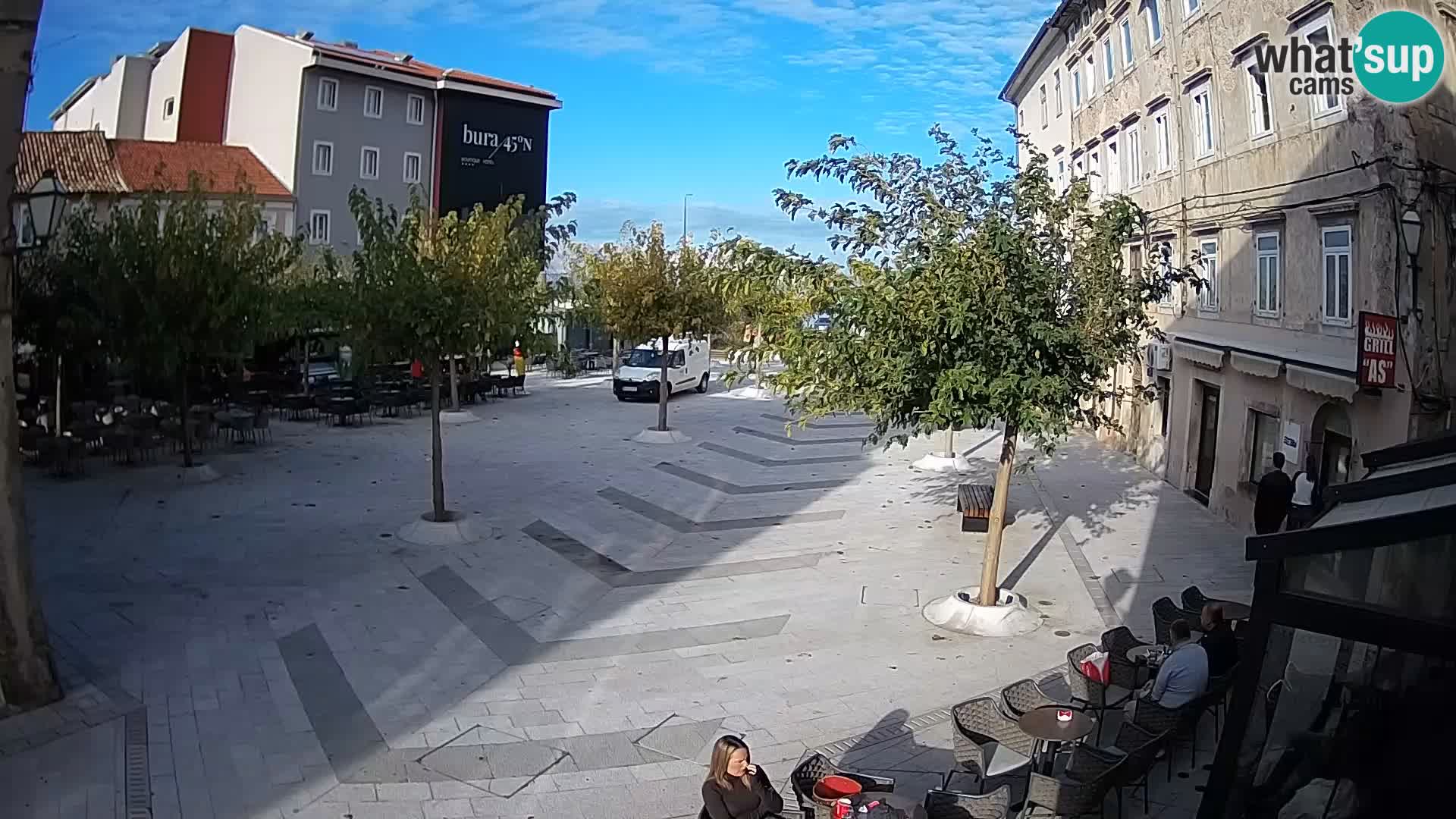 Zentrum der Stadt Senj – Pavlin platz – Live Cam Dalmatia