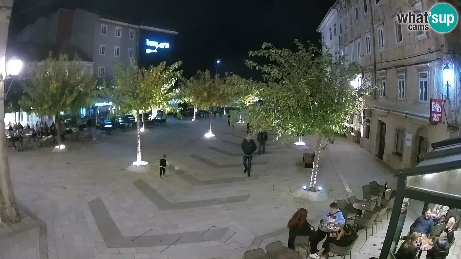 Zentrum der Stadt Senj – Pavlin platz – Live Cam Dalmatia