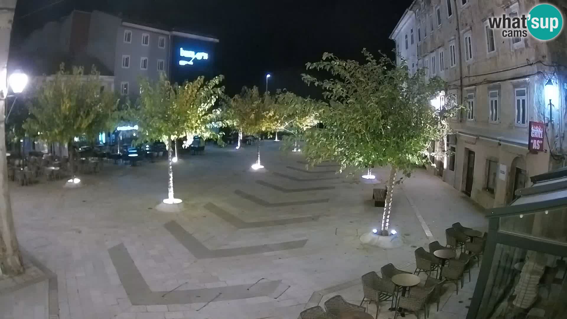 Centro de la ciudad de Senj – plaza Pavlin – Live Cam Dalmacia