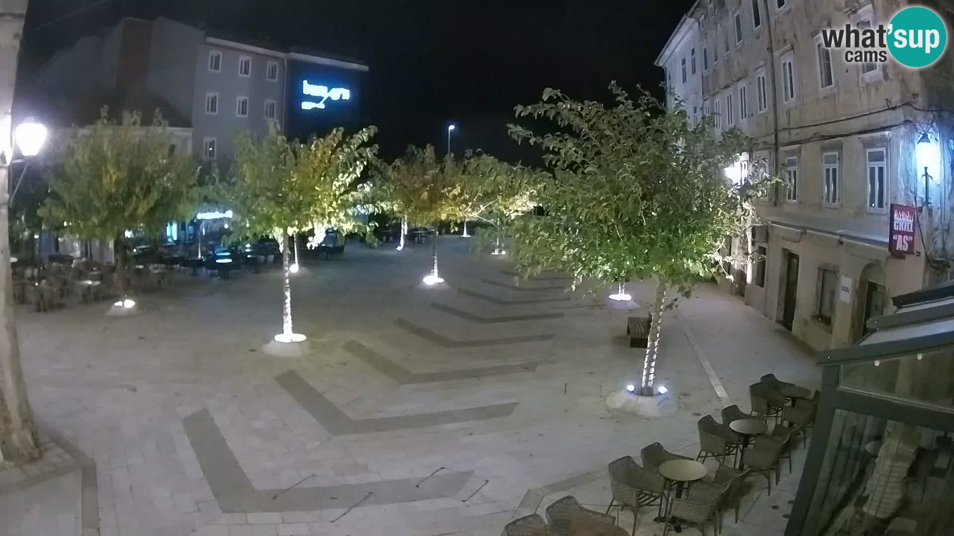 Zentrum der Stadt Senj – Pavlin platz – Live Cam Dalmatia