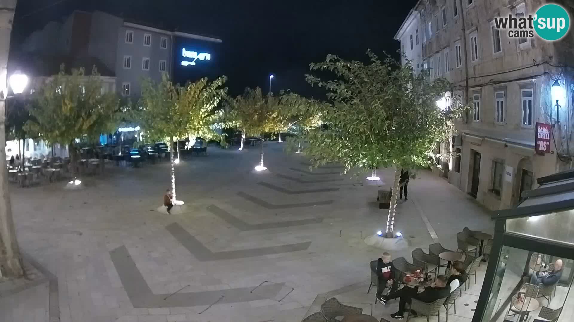 Zentrum der Stadt Senj – Pavlin platz – Live Cam Dalmatia