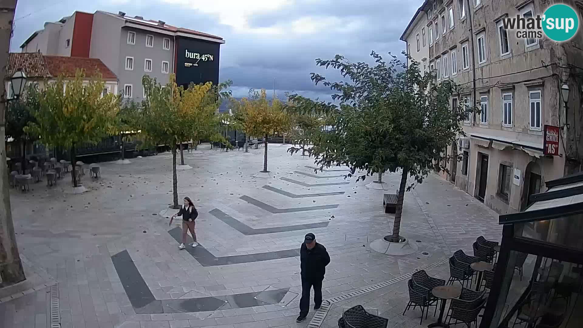 Center mesta Senj – Pavlinski trg – spletne kamere Dalmacija