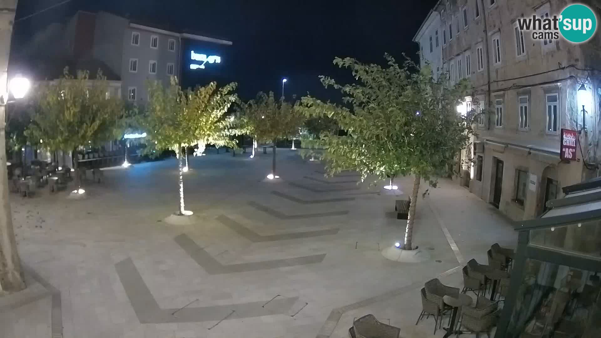 Zentrum der Stadt Senj – Pavlin platz – Live Cam Dalmatia