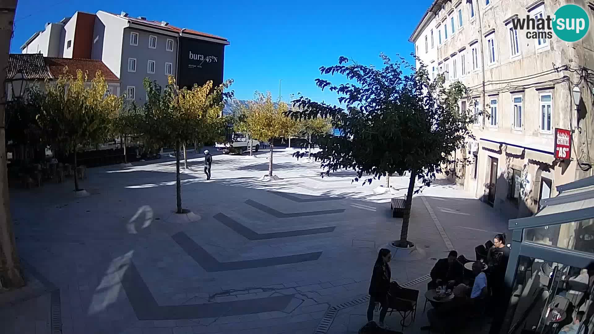 Centro de la ciudad de Senj – plaza Pavlin – Live Cam Dalmacia