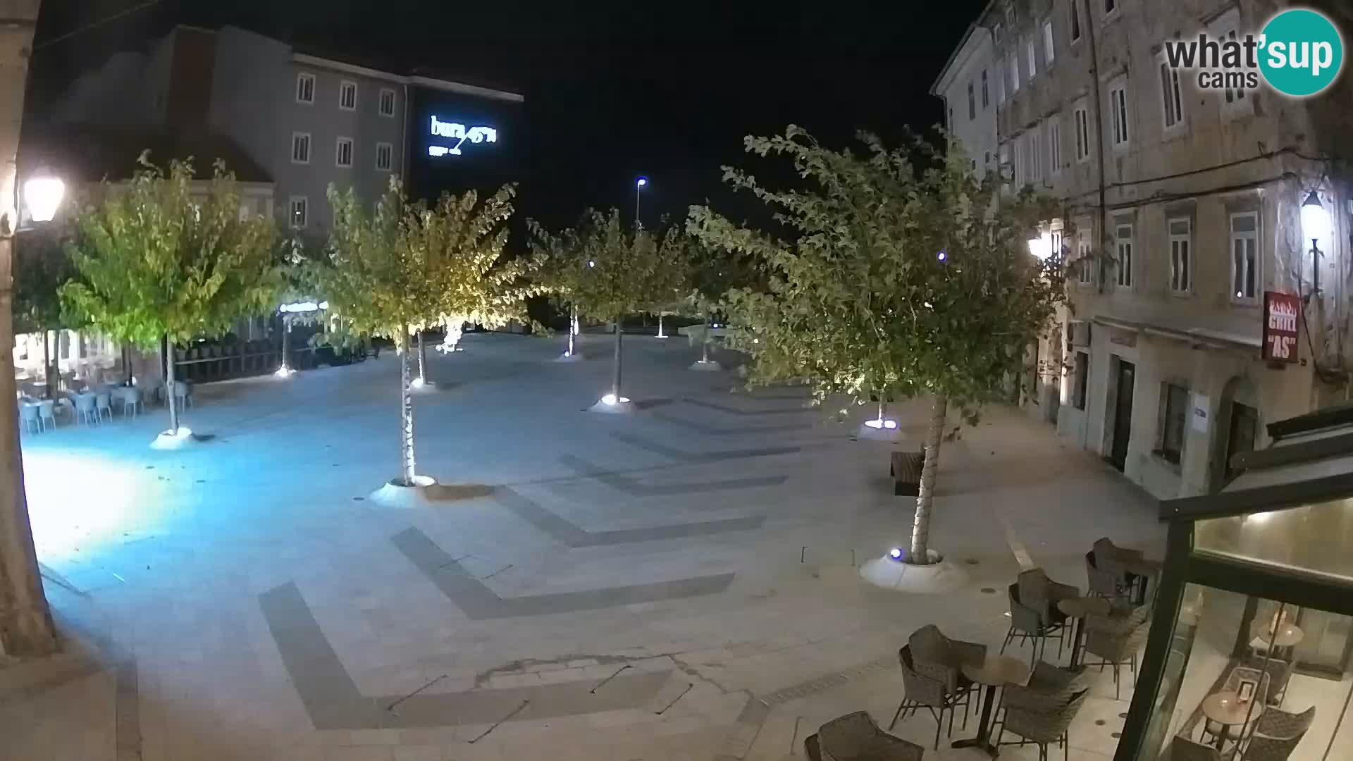 Center mesta Senj – Pavlinski trg – spletne kamere Dalmacija