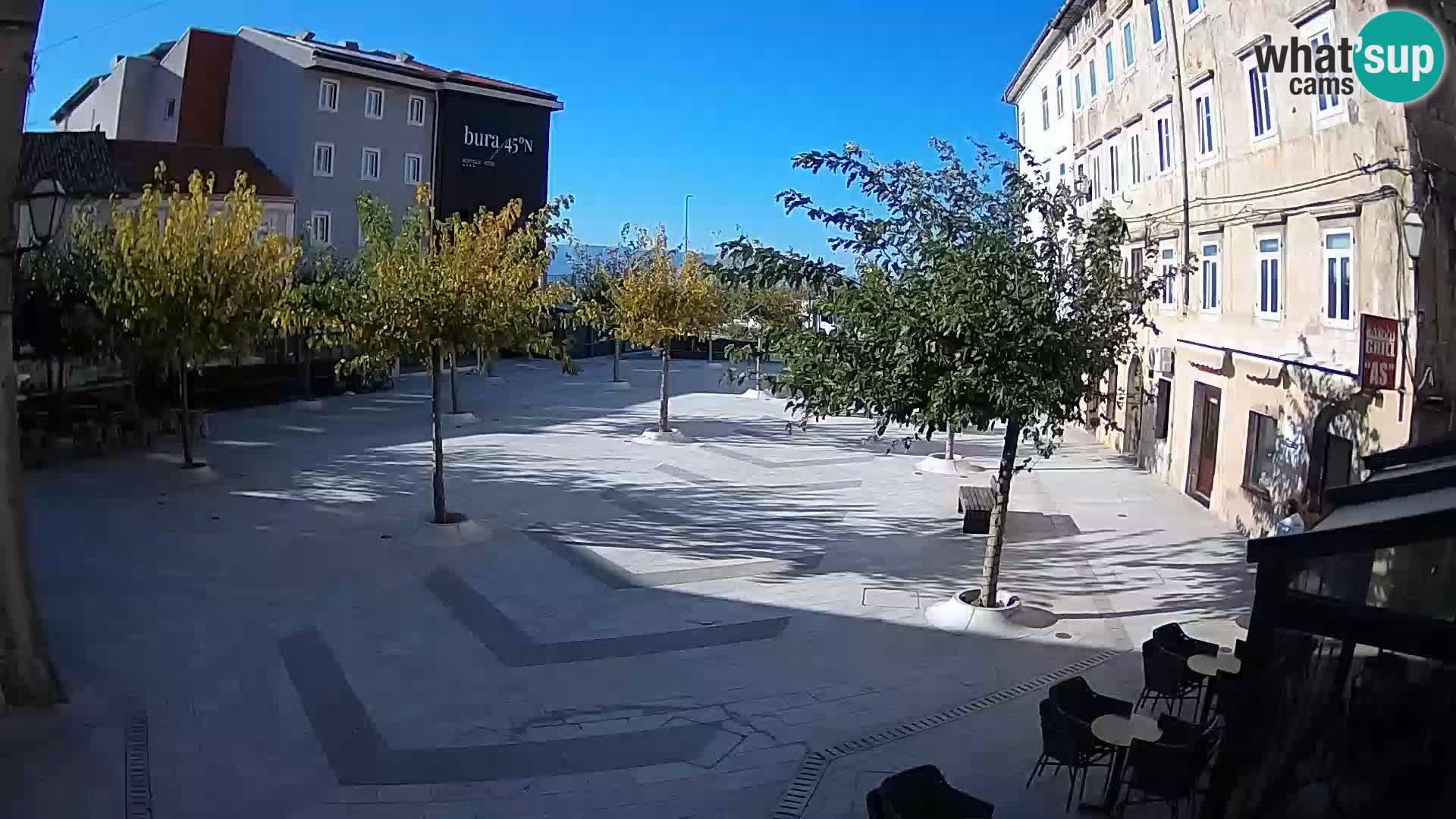 Zentrum der Stadt Senj – Pavlin platz – Live Cam Dalmatia