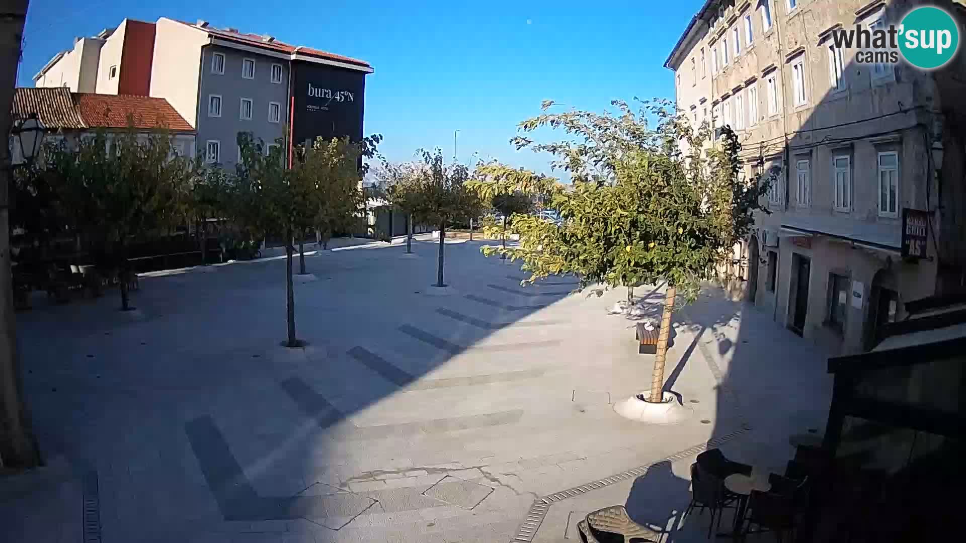 Centro de la ciudad de Senj – plaza Pavlin – Live Cam Dalmacia
