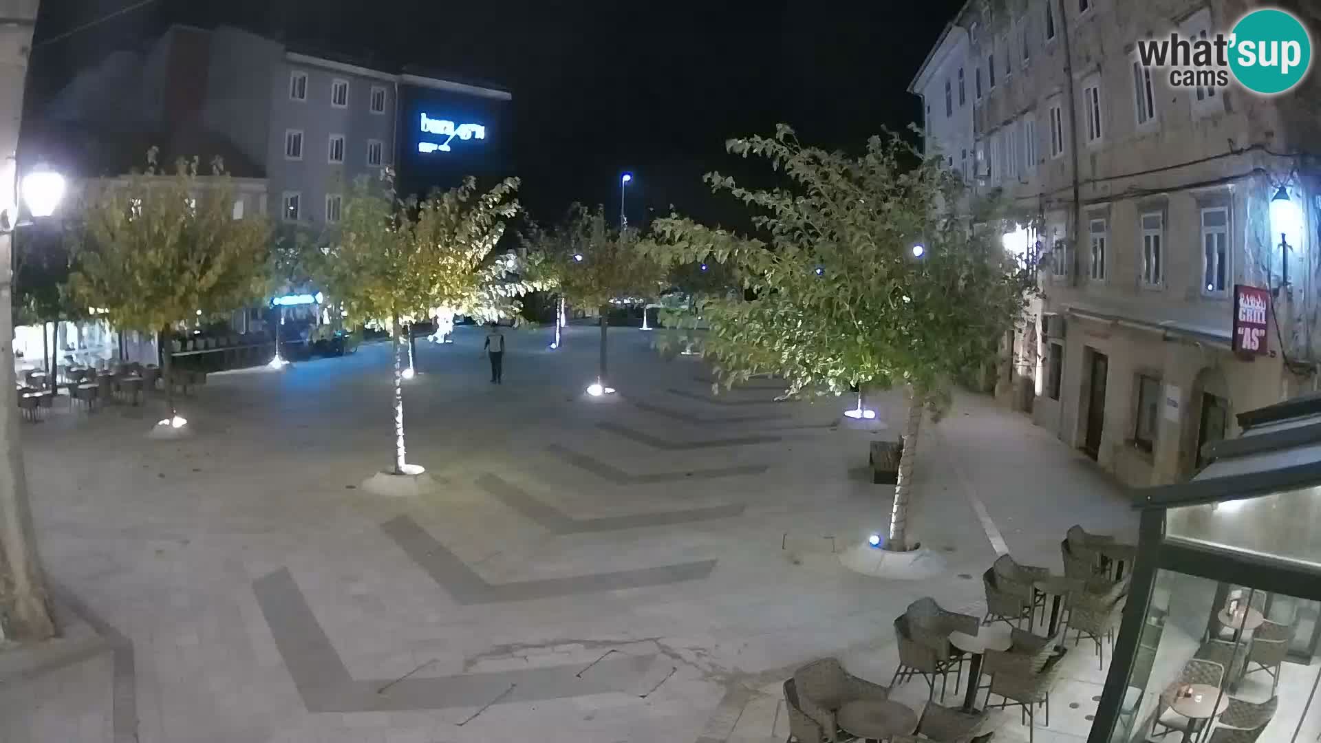 Zentrum der Stadt Senj – Pavlin platz – Live Cam Dalmatia