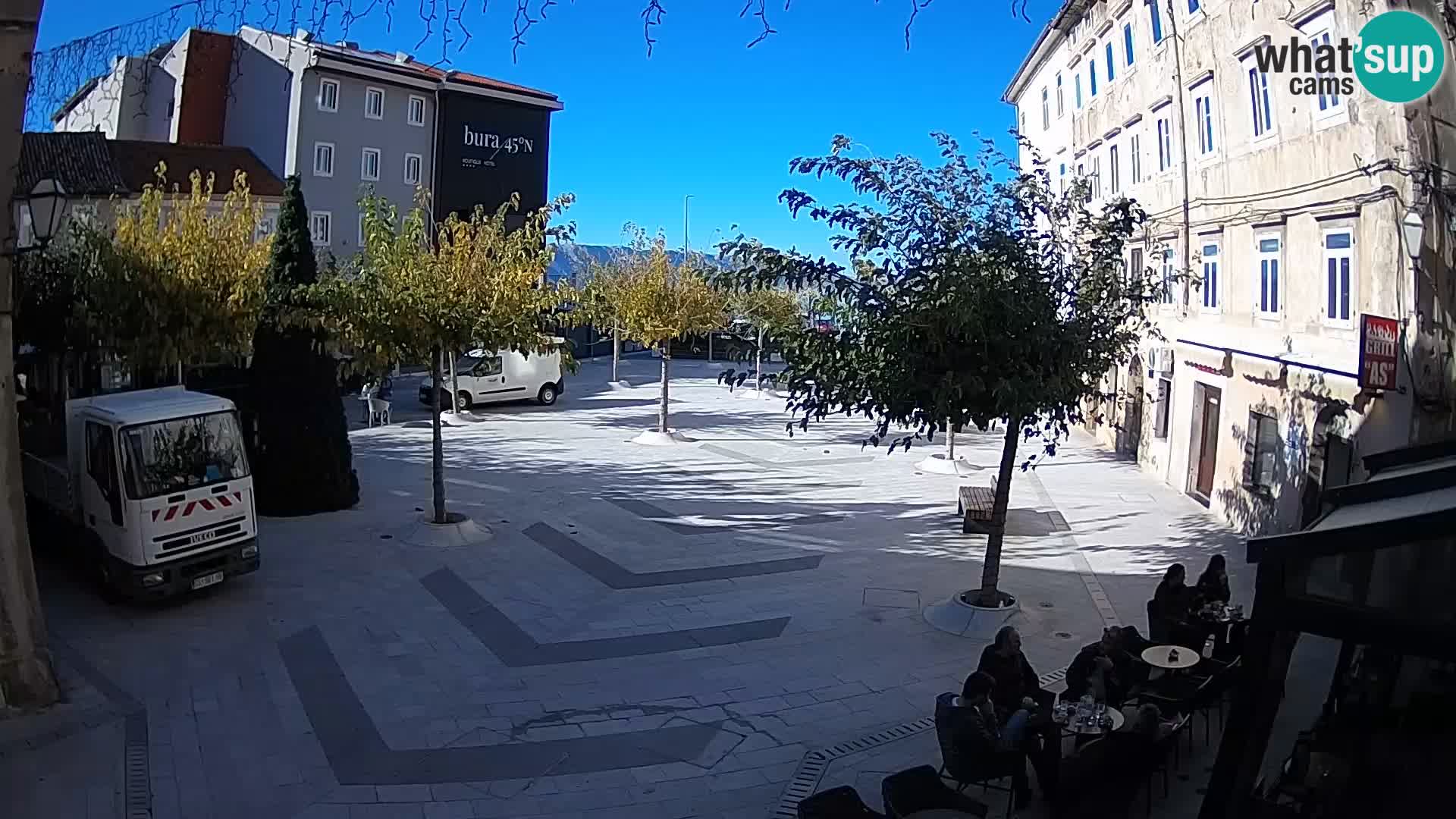 Zentrum der Stadt Senj – Pavlin platz – Live Cam Dalmatia