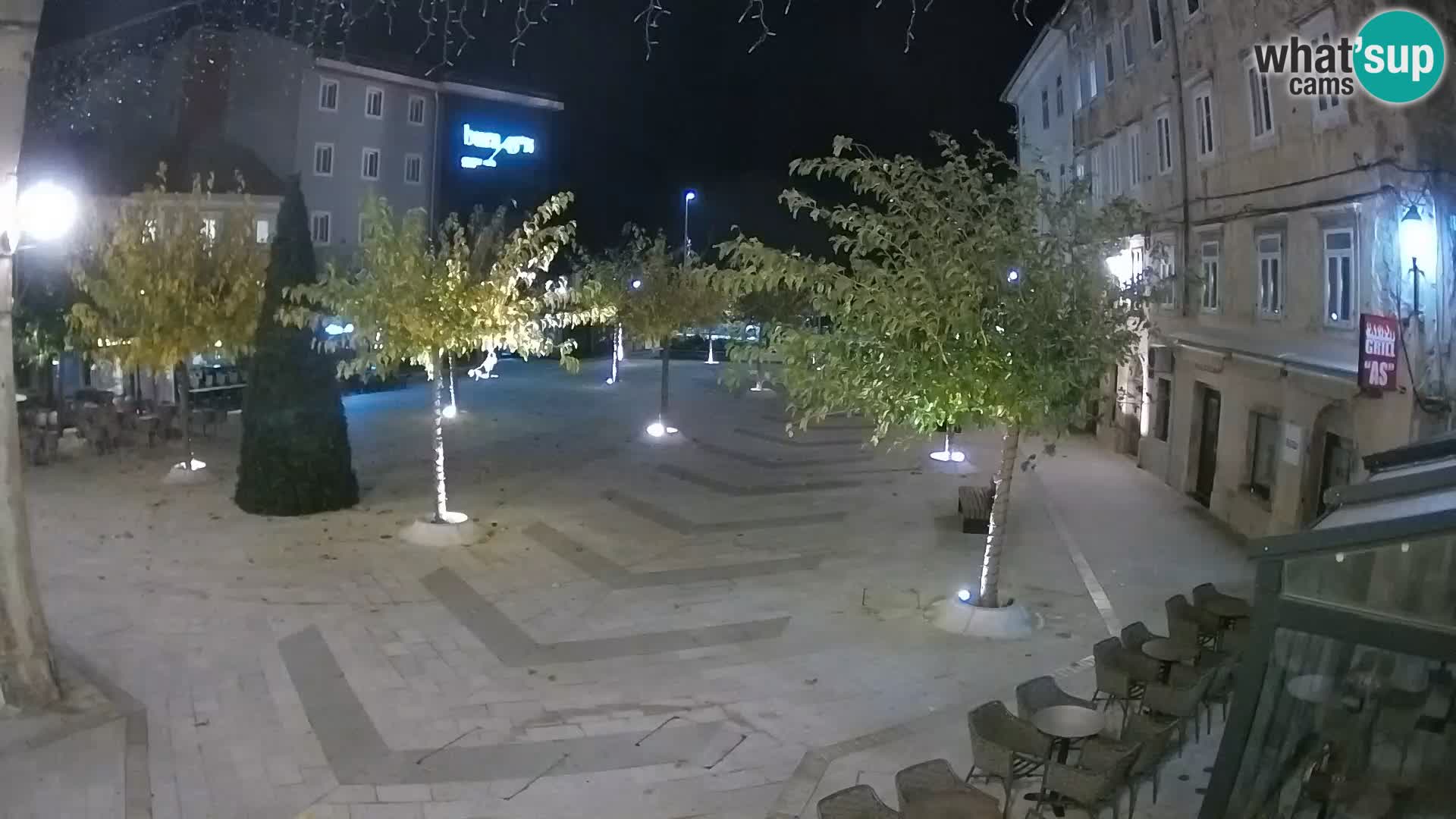 Zentrum der Stadt Senj – Pavlin platz – Live Cam Dalmatia