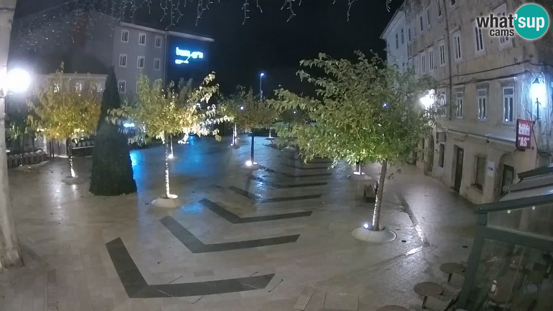 Zentrum der Stadt Senj – Pavlin platz – Live Cam Dalmatia