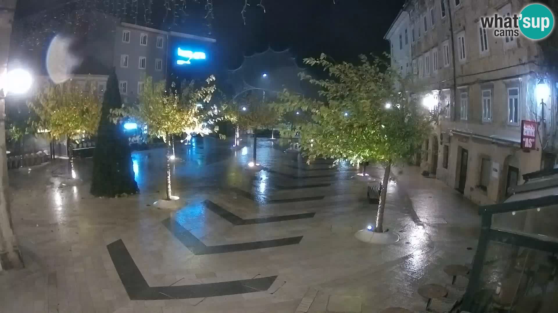 Centro de la ciudad de Senj – plaza Pavlin – Live Cam Dalmacia
