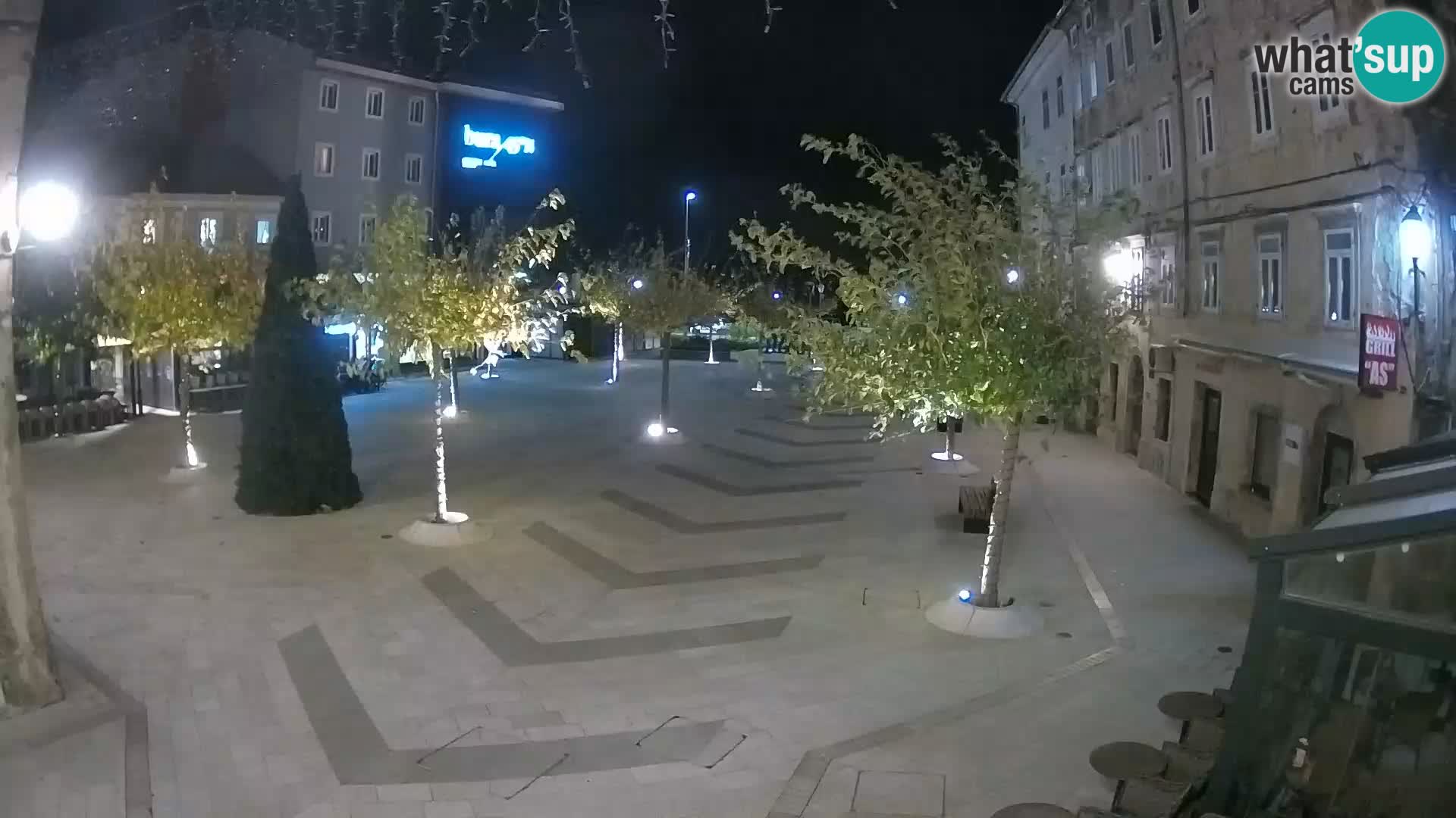 Zentrum der Stadt Senj – Pavlin platz – Live Cam Dalmatia