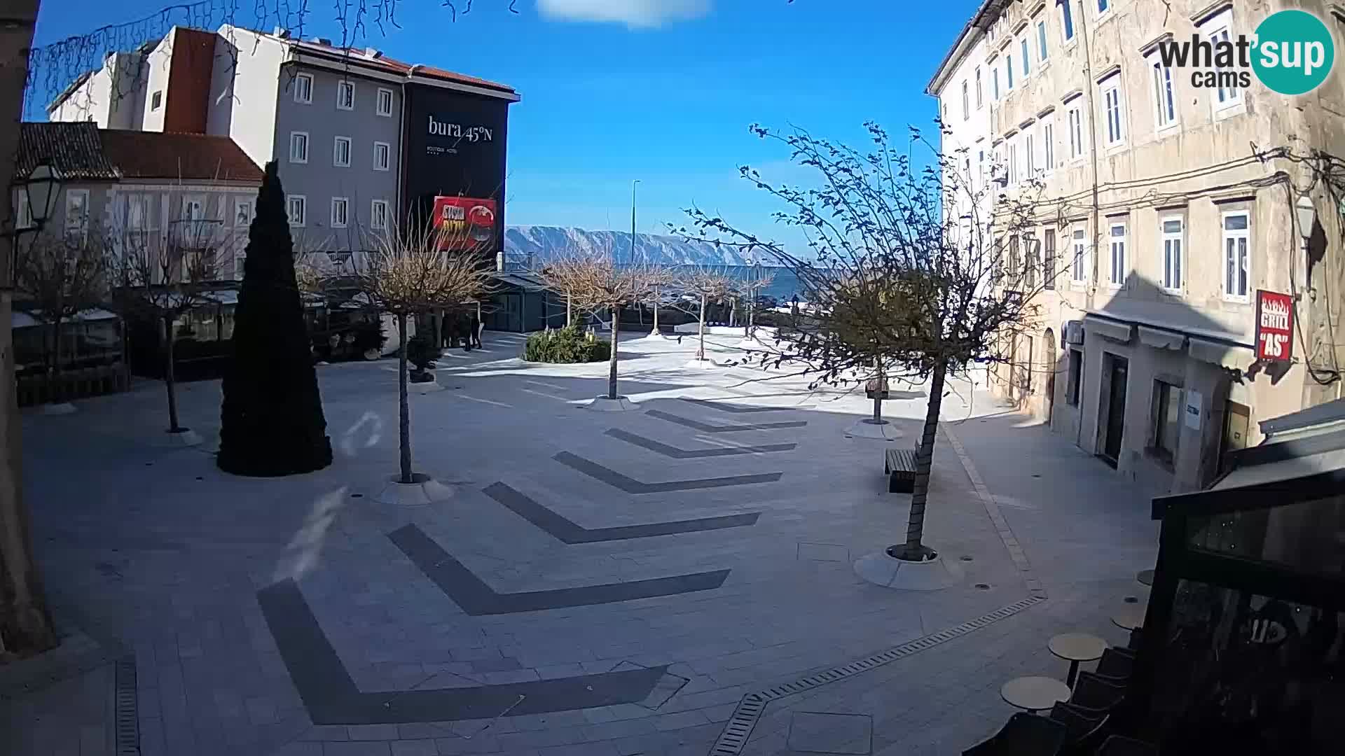 Center mesta Senj – Pavlinski trg – spletne kamere Dalmacija