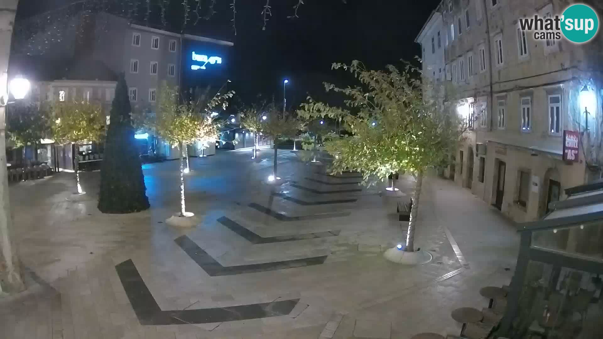 Center mesta Senj – Pavlinski trg – spletne kamere Dalmacija