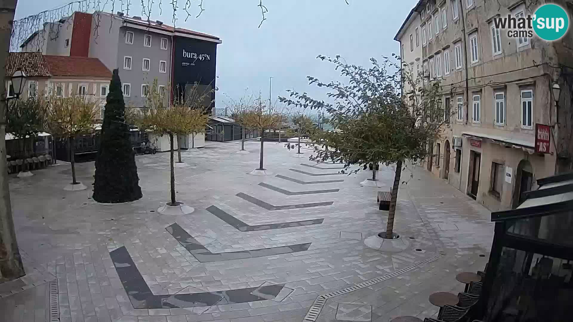 Center of Senj city – Pavlin square – Live Cam Dalmatia