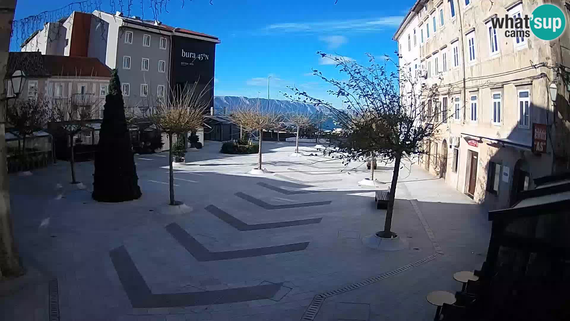 Centro de la ciudad de Senj – plaza Pavlin – Live Cam Dalmacia