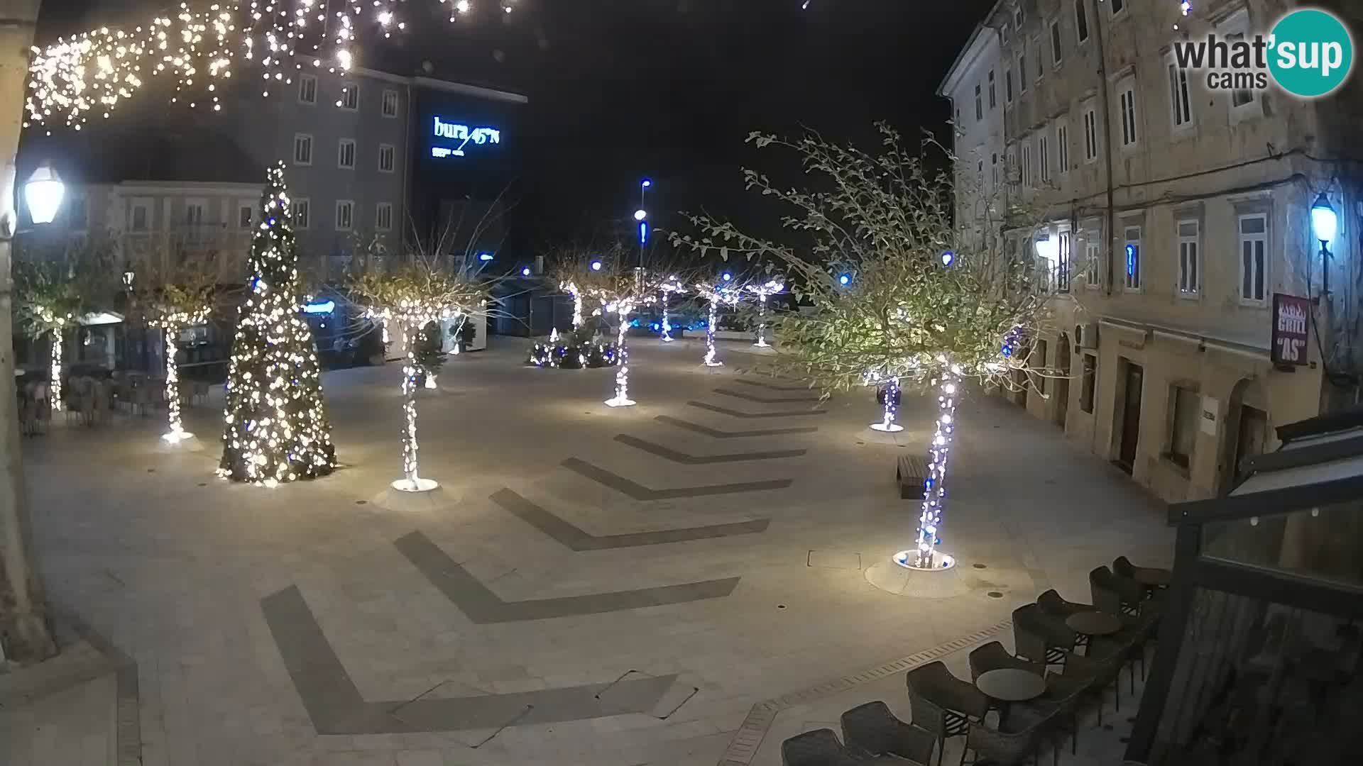 Center mesta Senj – Pavlinski trg – spletne kamere Dalmacija