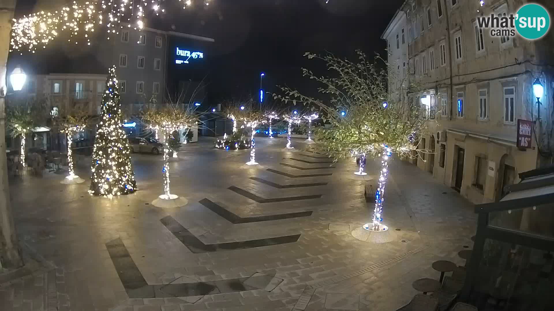 Zentrum der Stadt Senj – Pavlin platz – Live Cam Dalmatia