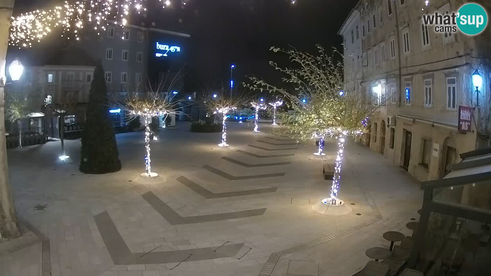 Center mesta Senj – Pavlinski trg – spletne kamere Dalmacija