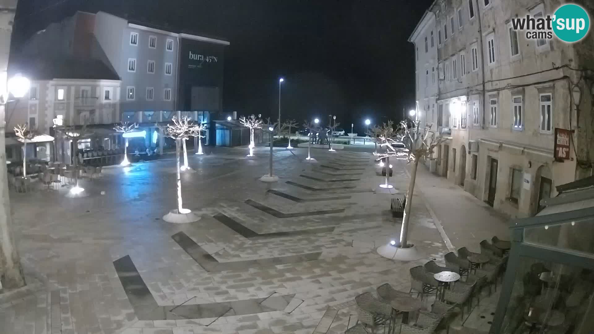 Zentrum der Stadt Senj – Pavlin platz – Live Cam Dalmatia