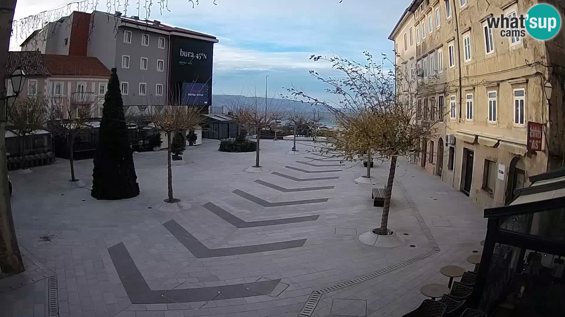 Center of Senj city – Pavlin square – Live Cam Dalmatia