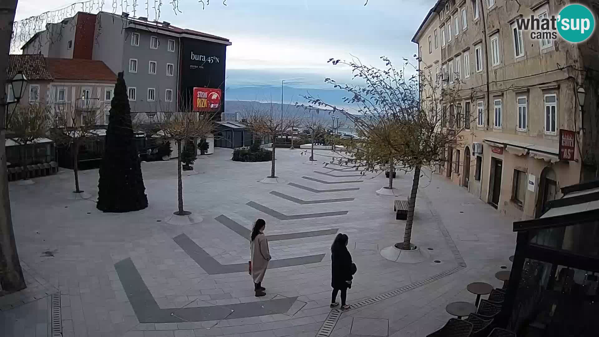 Centro de la ciudad de Senj – plaza Pavlin – Live Cam Dalmacia