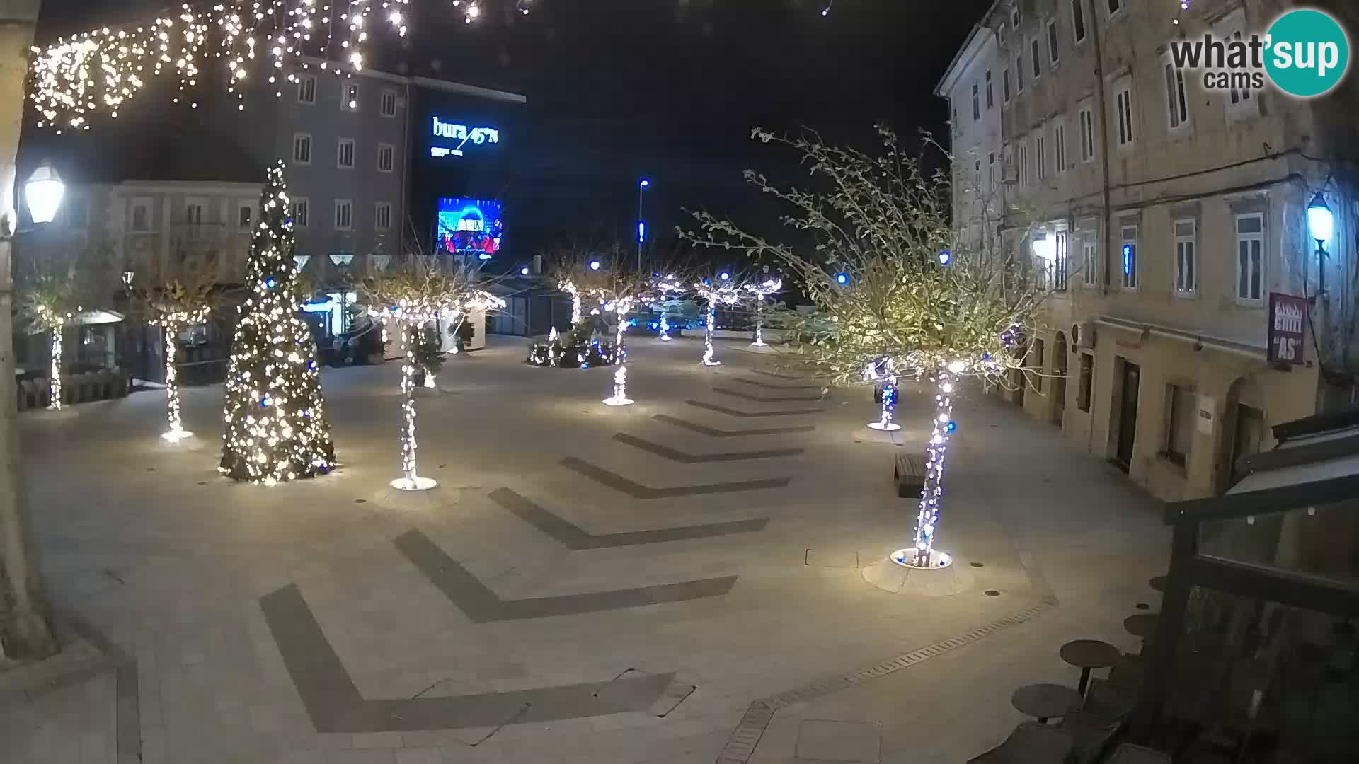 Zentrum der Stadt Senj – Pavlin platz – Live Cam Dalmatia