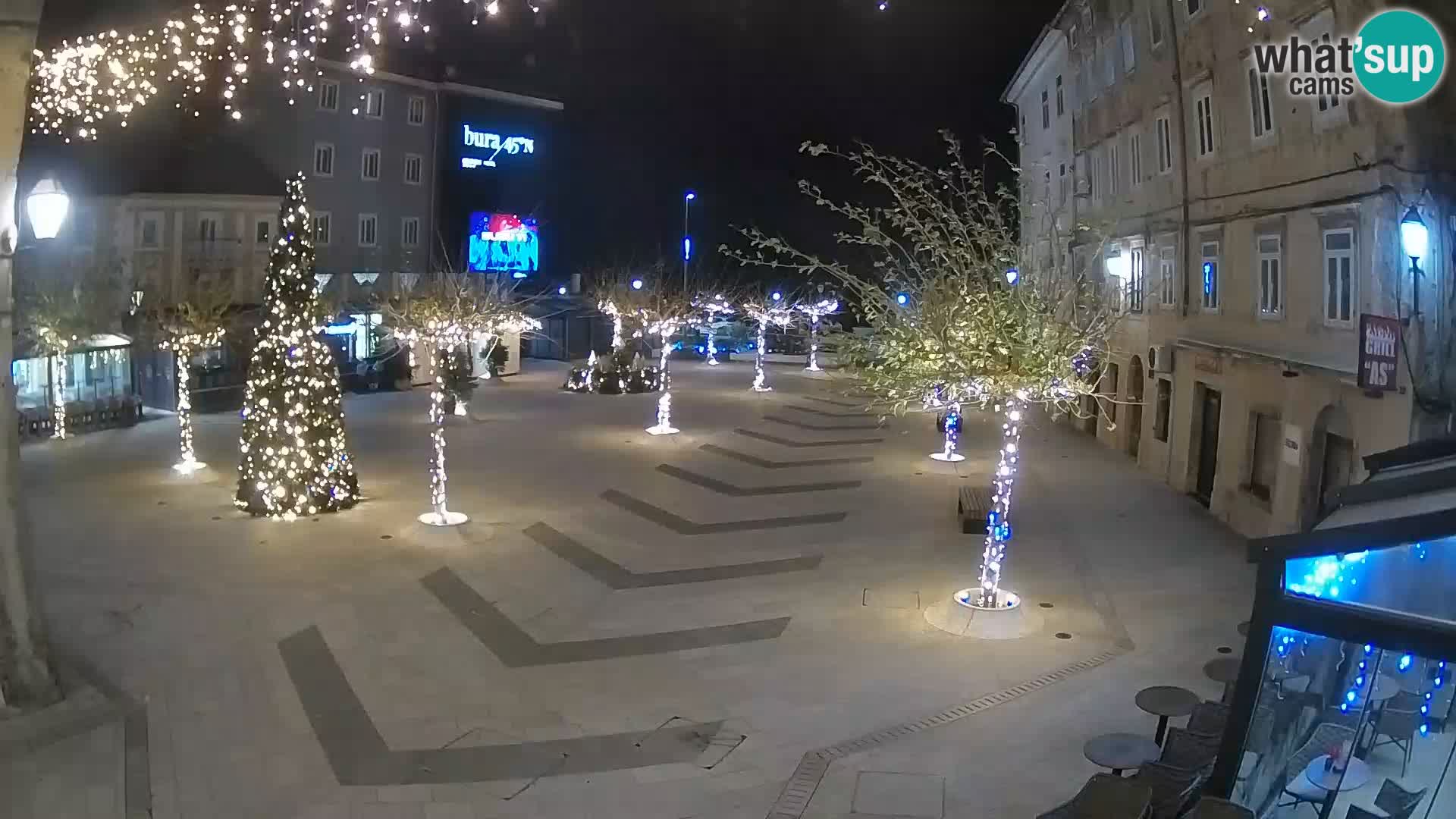 Zentrum der Stadt Senj – Pavlin platz – Live Cam Dalmatia