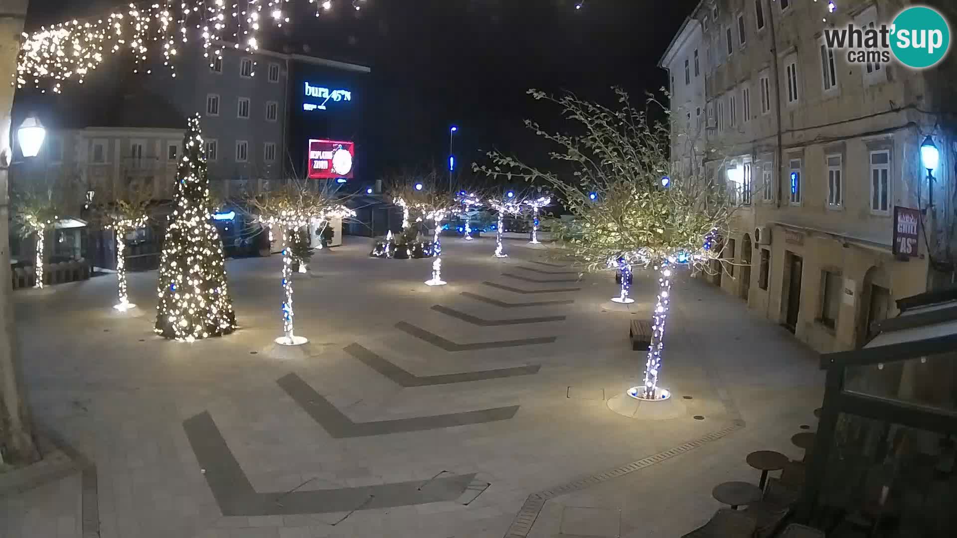 Center mesta Senj – Pavlinski trg – spletne kamere Dalmacija