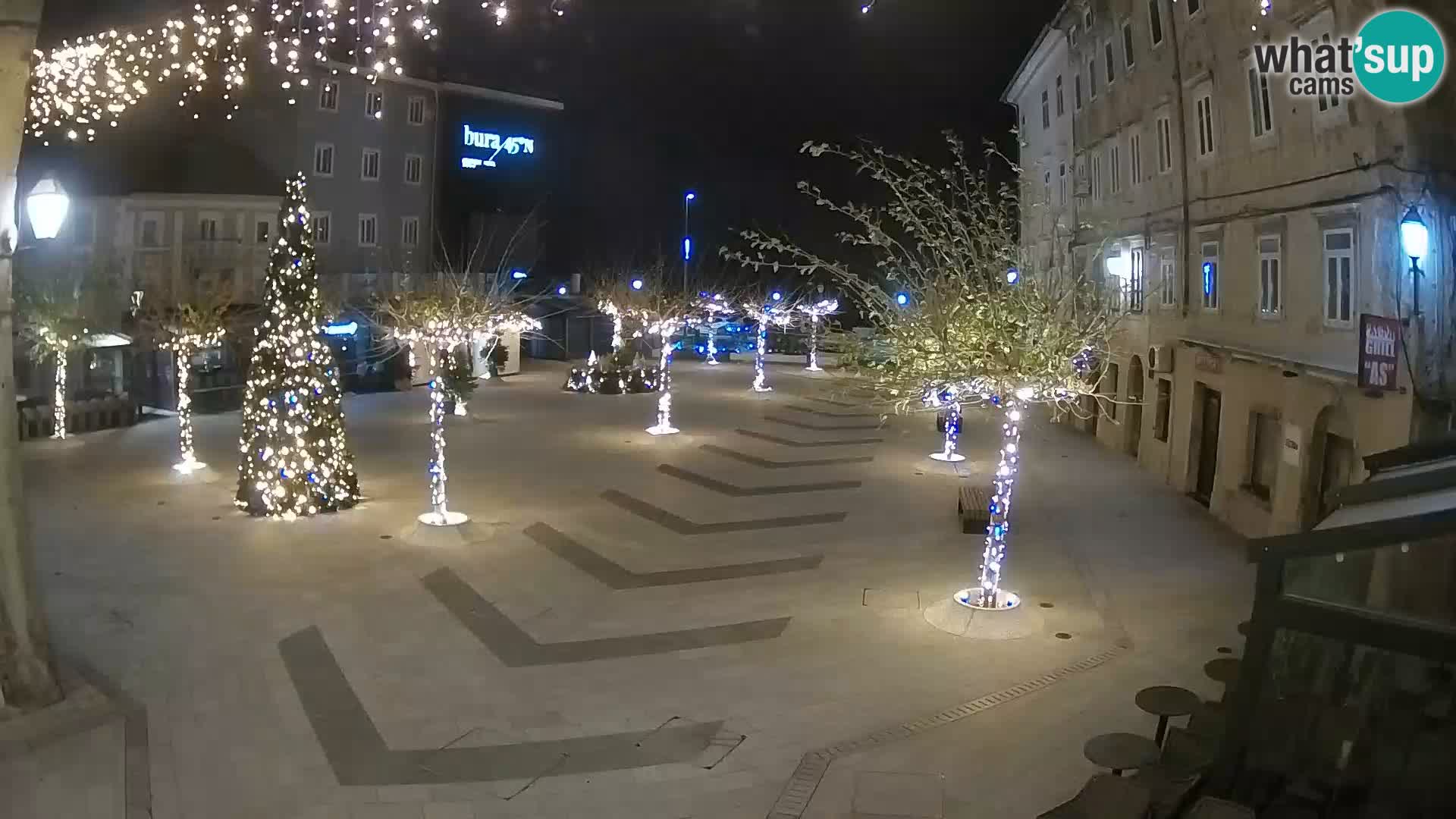 Zentrum der Stadt Senj – Pavlin platz – Live Cam Dalmatia