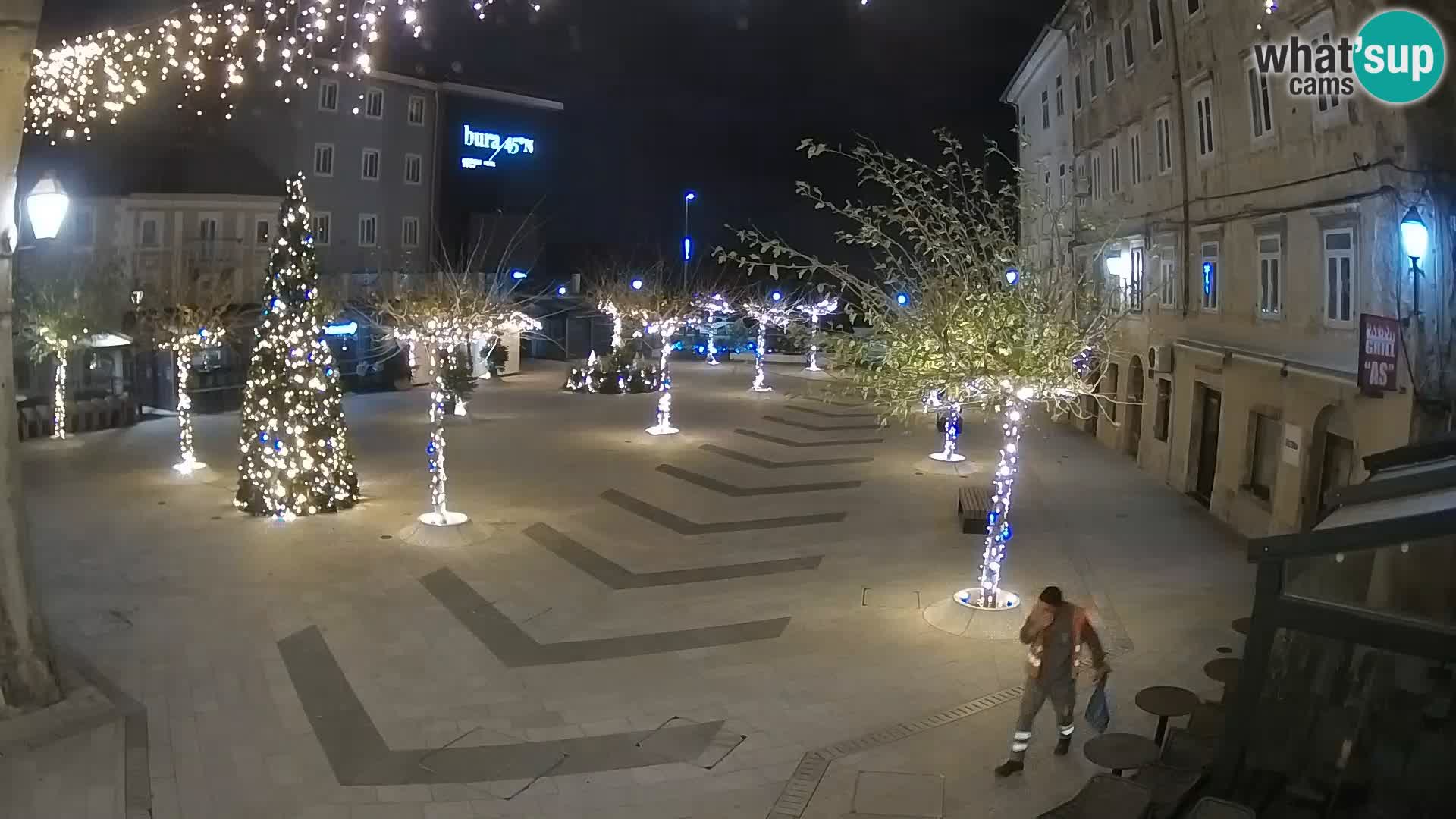 Zentrum der Stadt Senj – Pavlin platz – Live Cam Dalmatia