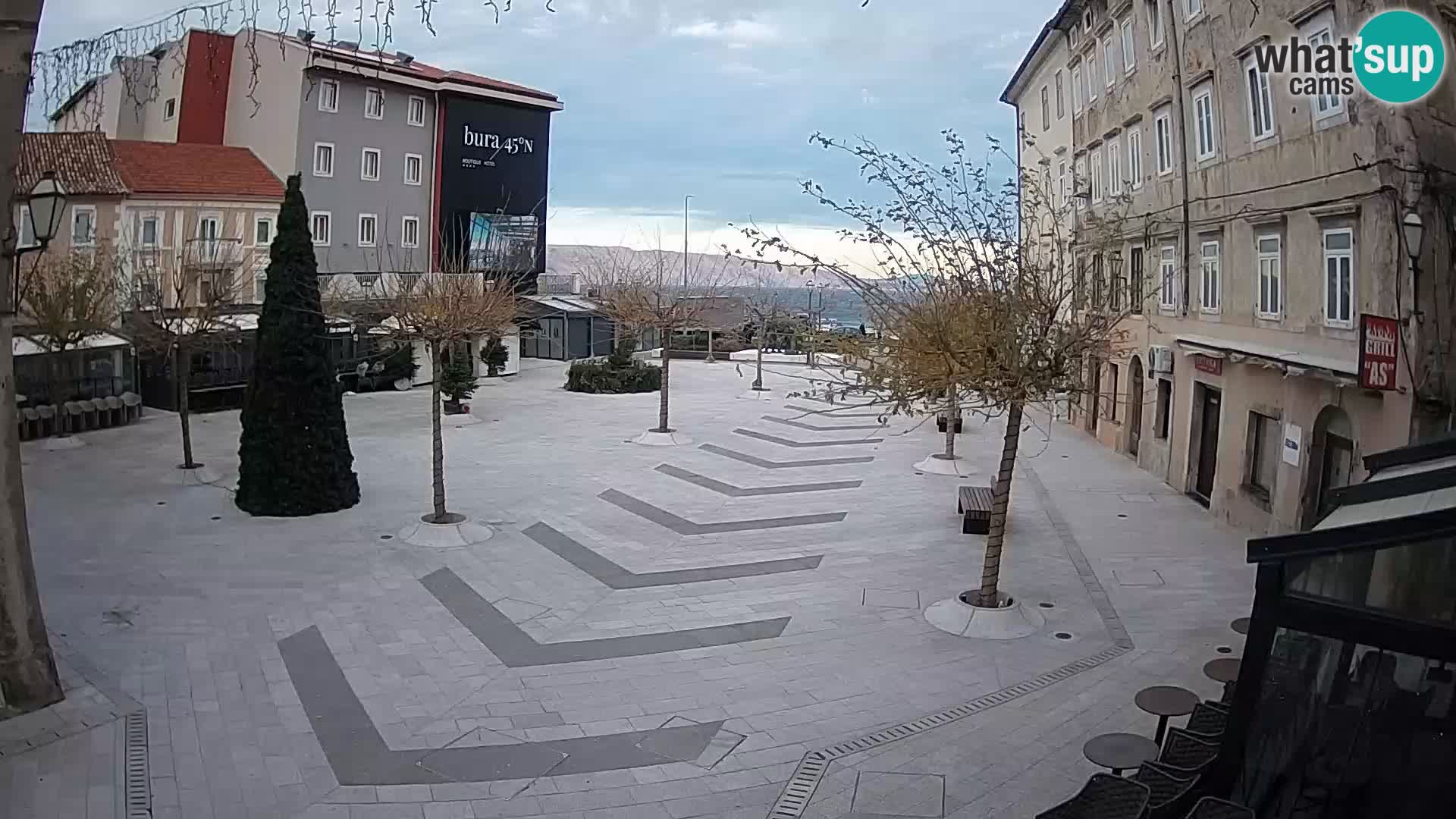 Centro de la ciudad de Senj – plaza Pavlin – Live Cam Dalmacia
