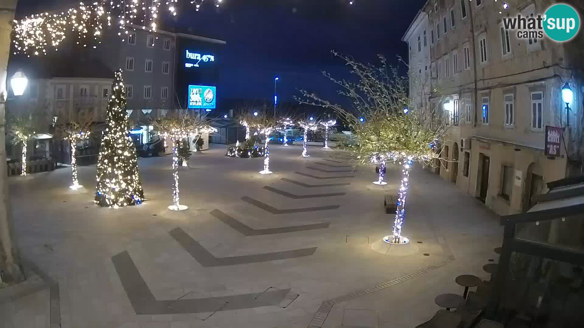 Zentrum der Stadt Senj – Pavlin platz – Live Cam Dalmatia