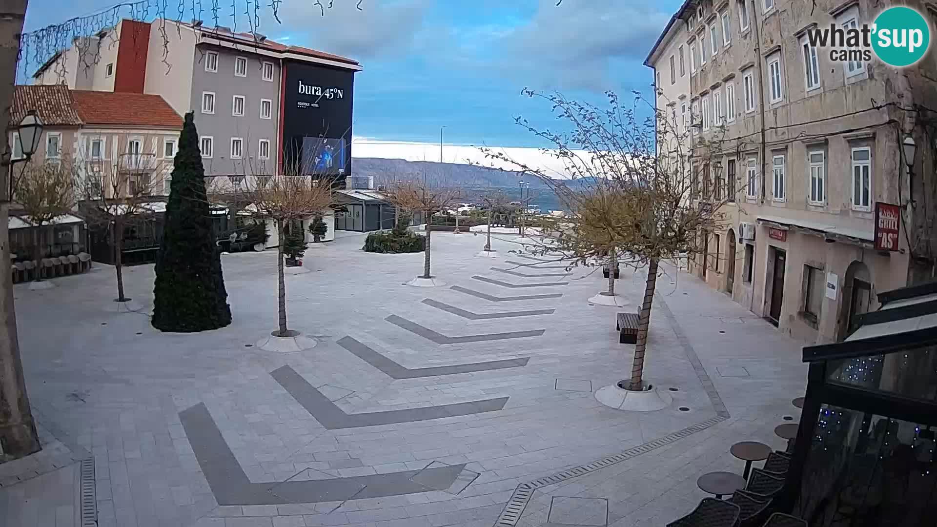 Zentrum der Stadt Senj – Pavlin platz – Live Cam Dalmatia