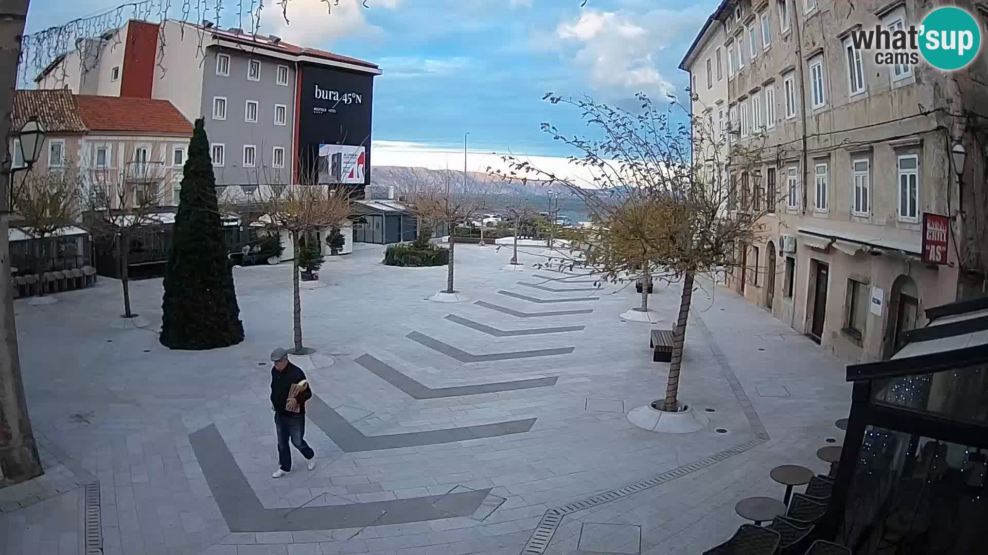 Centro de la ciudad de Senj – plaza Pavlin – Live Cam Dalmacia