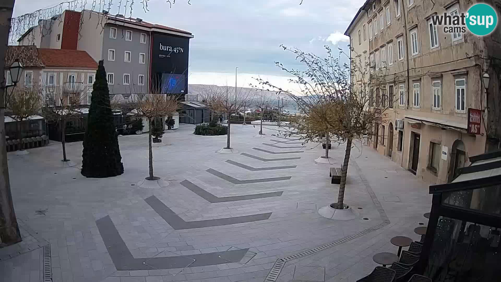Centro de la ciudad de Senj – plaza Pavlin – Live Cam Dalmacia