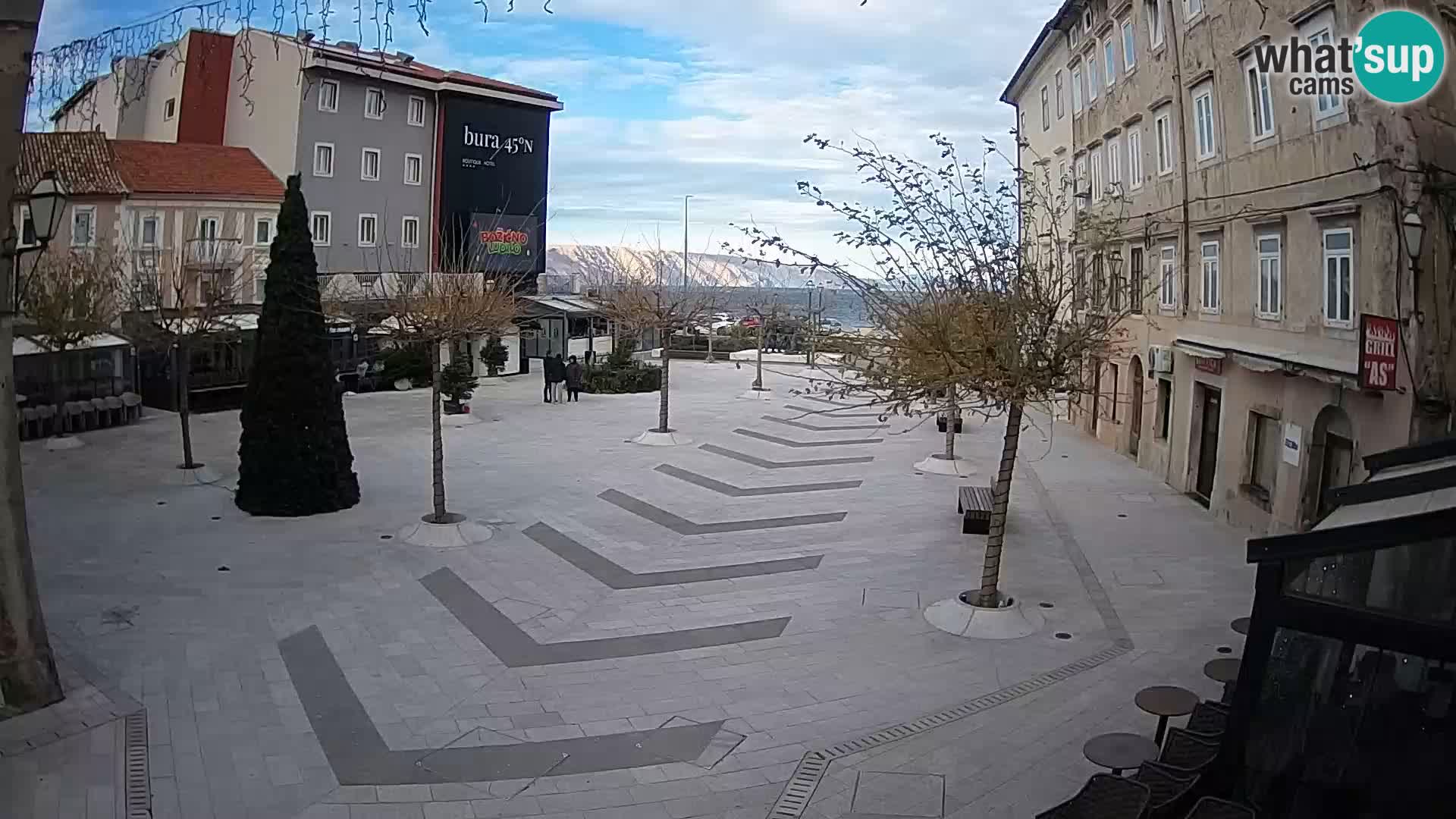 Zentrum der Stadt Senj – Pavlin platz – Live Cam Dalmatia