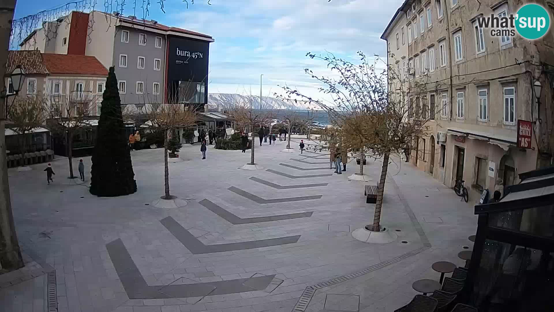 Centro de la ciudad de Senj – plaza Pavlin – Live Cam Dalmacia