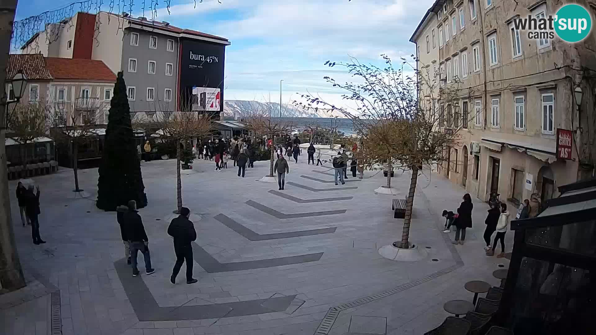 Center of Senj city – Pavlin square – Live Cam Dalmatia