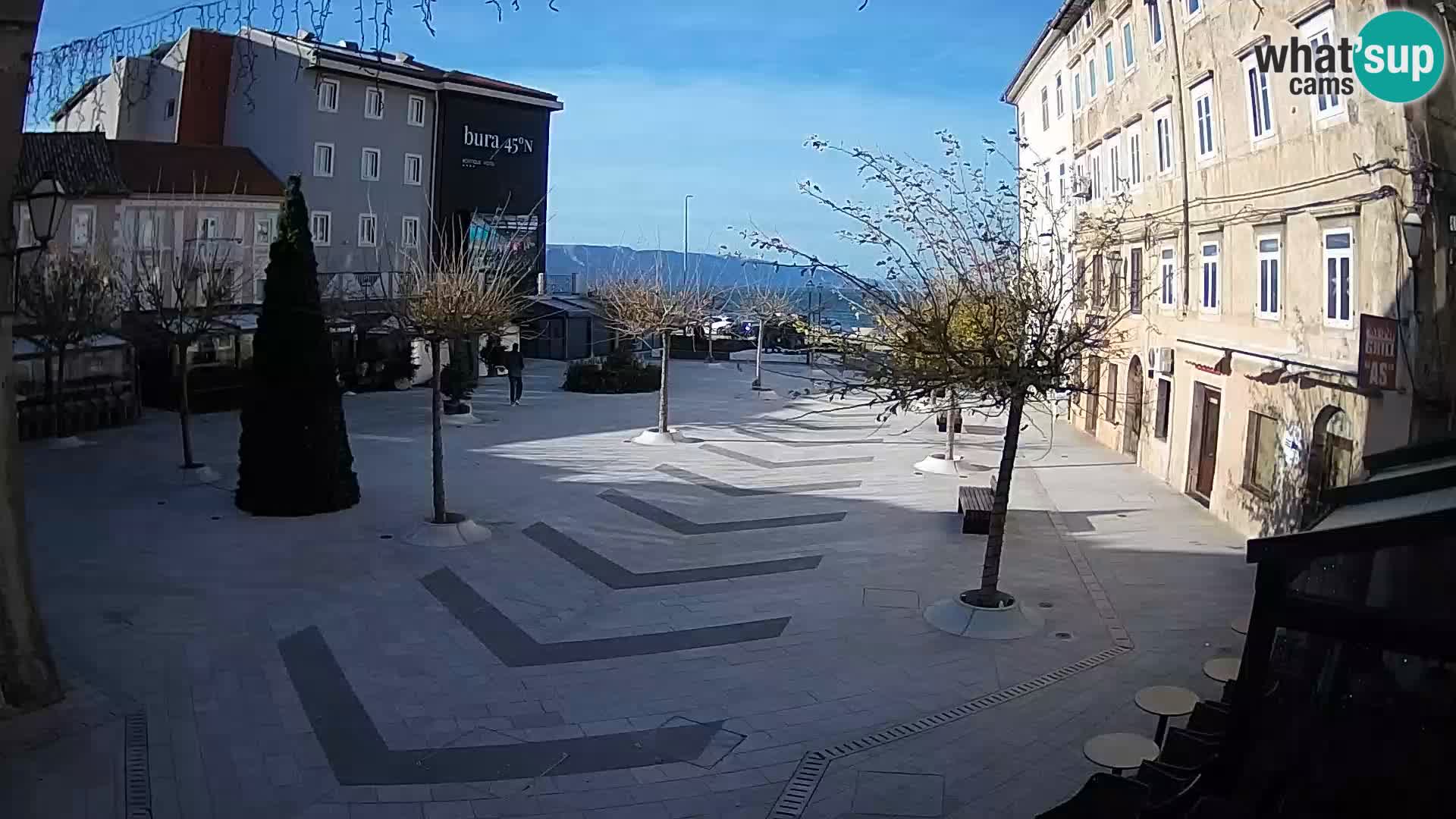 Centro de la ciudad de Senj – plaza Pavlin – Live Cam Dalmacia