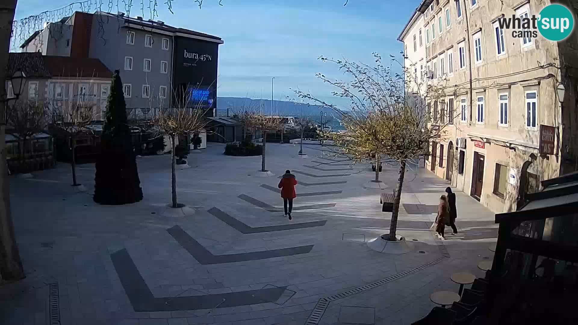 Centro de la ciudad de Senj – plaza Pavlin – Live Cam Dalmacia