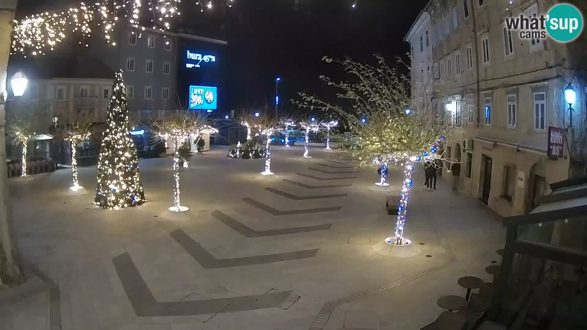 Center mesta Senj – Pavlinski trg – spletne kamere Dalmacija